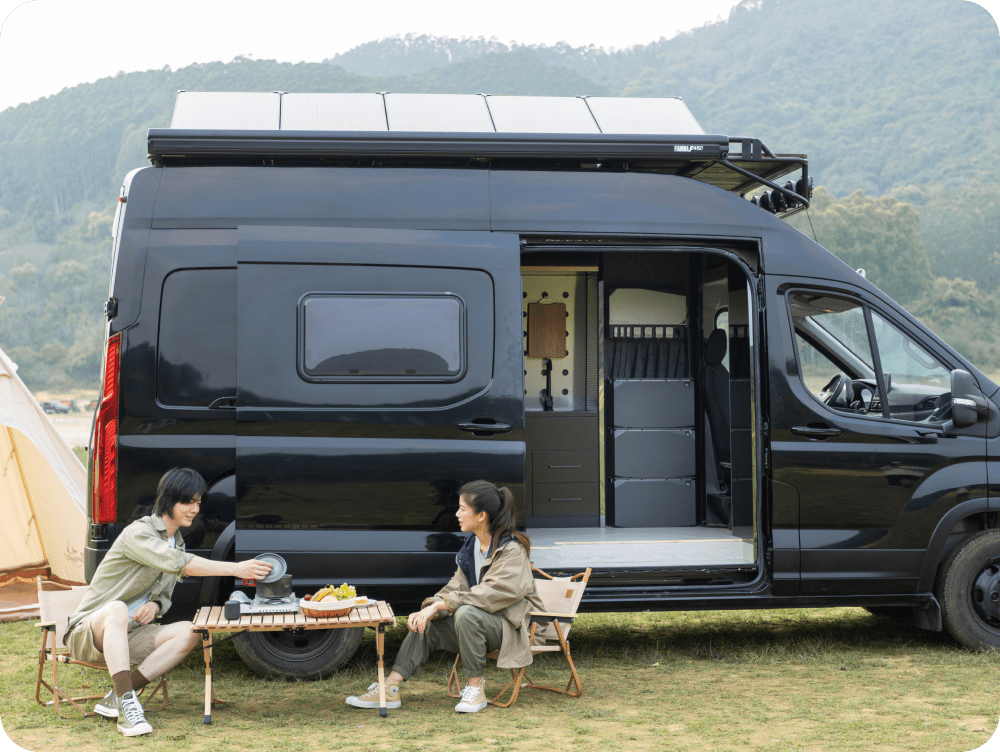 400W Rigid Solar Panels are installed on an RV's roof rack and connected to the EcoFlow Power Kits mounted inside the RV.