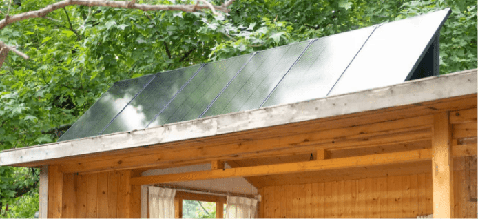 How many solar panels do I need for a 1,000 sq ft home